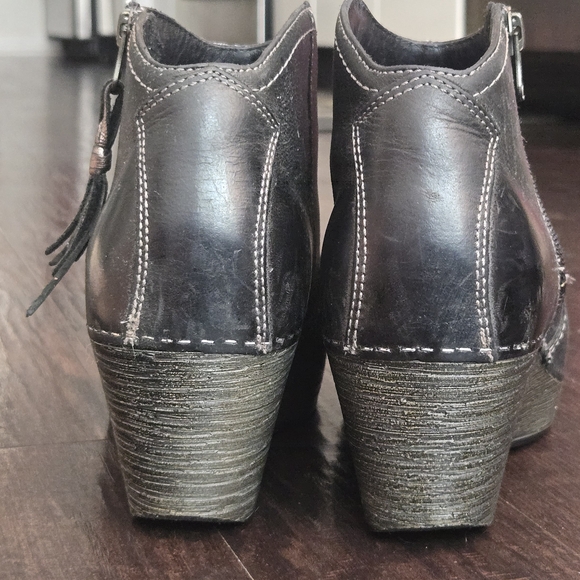 Dansko Black Leather Wedge Boots - Picture 7 of 8